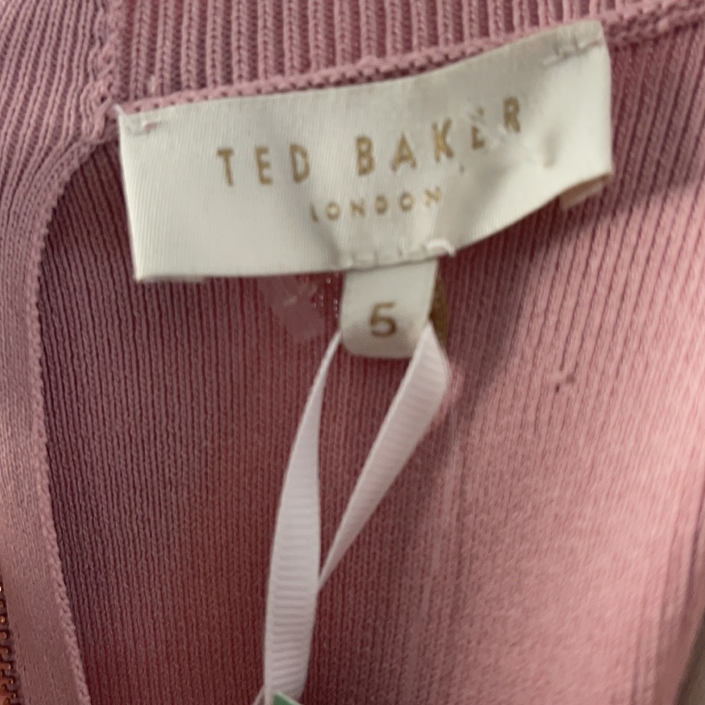 NEW Pink and Navy Knit Dress - Picture 10 of 10
